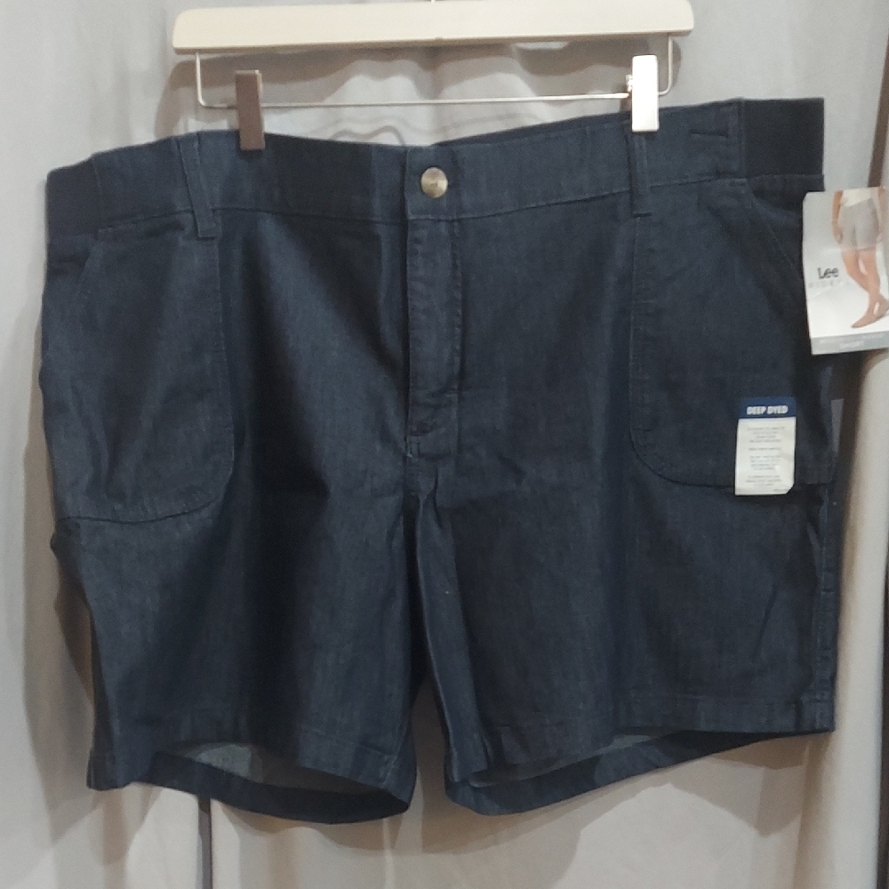 LEE RIDERS Dark Blue Denim Shorts Size 22